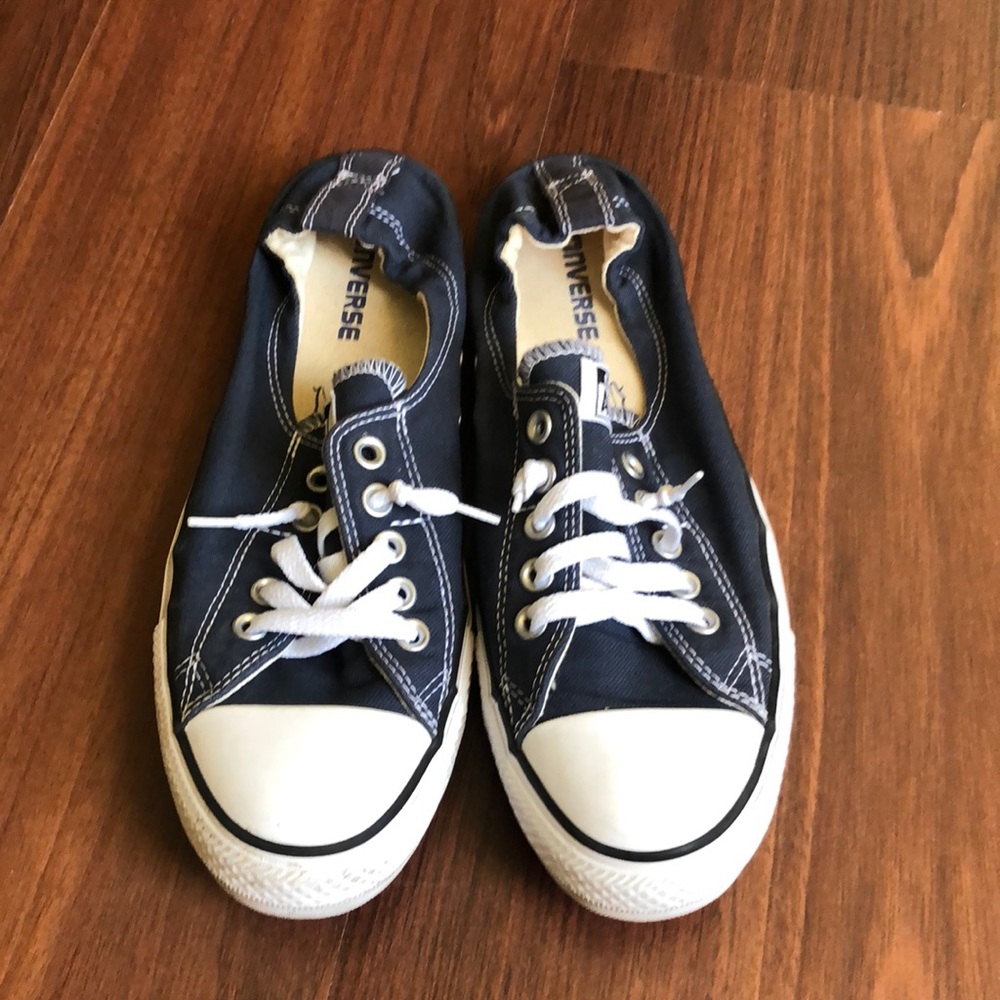 🐝 woman’s converse sneakers